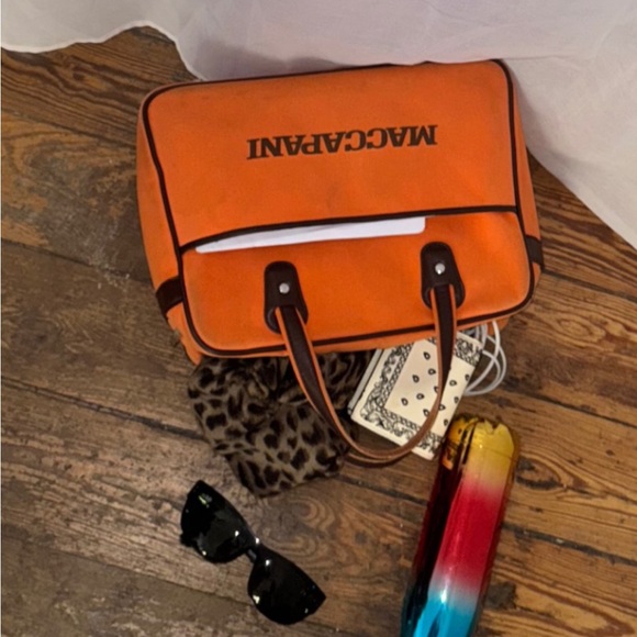 OMG! Maccapani Orange Handbag NWOT $365 - Picture 4 of 8